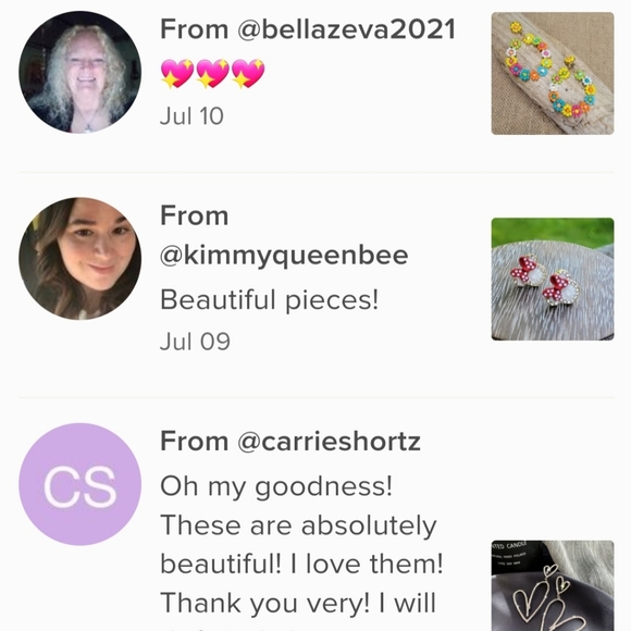 Bling Minnie CZ Gold Tone Post Earrings - Picture 6 of 6